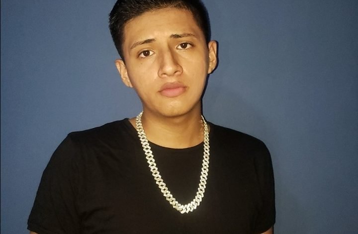 IAlex Pierre - Young Inspiring Artist And Singer 1 23c9dcb02d90e64d643e998970040f22