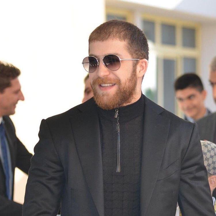 نجل منصور بارزاني، ياسر بارزاني يقدم المساعدات للمحتاجين 3 58e442ff2b64b00e1b6cff2b383215e3