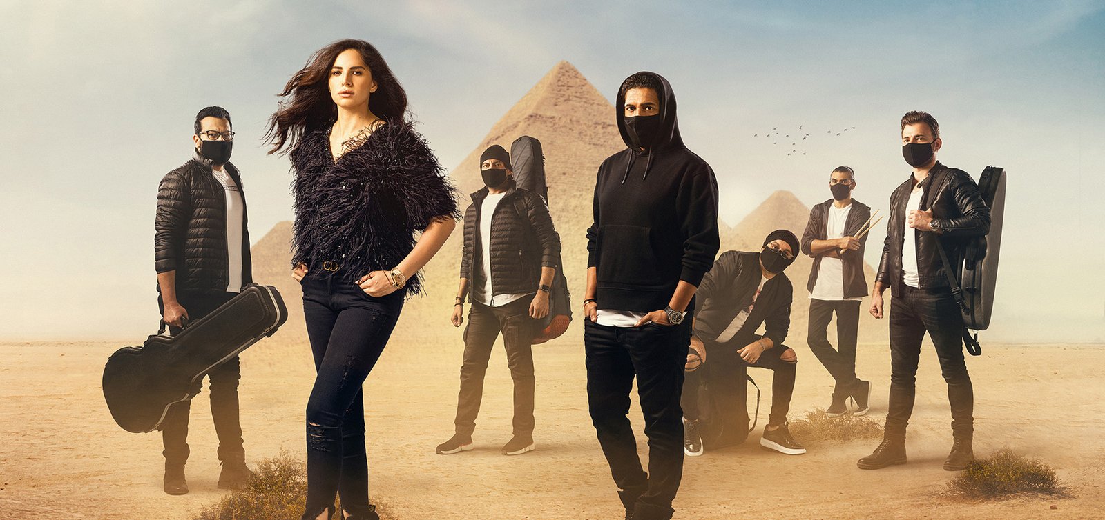 النجمة أمال ماهر في حفل مباشر من أمام الإهرامات على "شاهد VIP" و"MBC مصر" 3 1caa57cc11833950d70c77a79e1fa98a