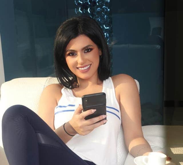 الاعلامية رنيم عايشة بعصفورية .. تفووه 3 4c6d6ea7acf477ef264a1ea09e33efb7