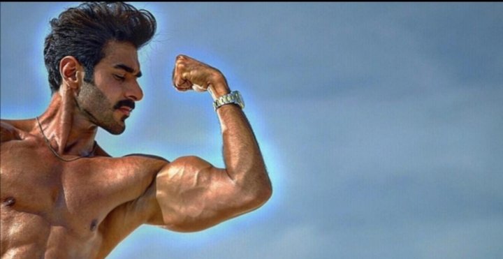 أخصائي التغذية أحمد محمد يقدم نصائح حول كيفية اختيار طعام صحي 1 4e8a8f5fc49aa24bb1804830dbba5e98