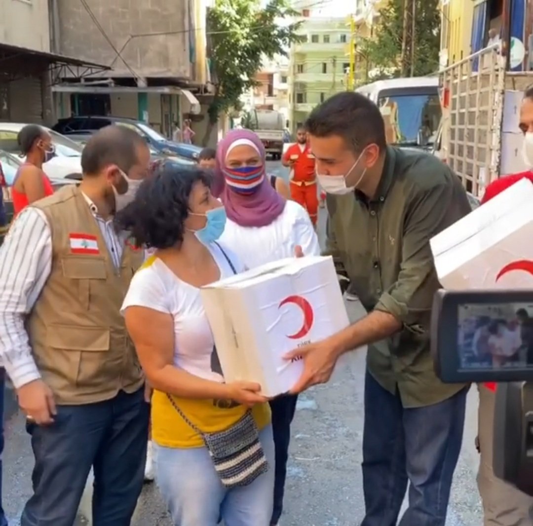 Uluslararası Türk Şef Burak, Lübnanlılarla dayanışma göstermek için Lübnan'da ve yaptığı da buydu! 3 7ed0899132e4e87e4b30b52c1737b3c9