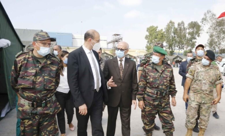 بعد الجولة، الوزير حسن يتوجه بالشكر الى جلالة الملك محمد السادس على هذا التعاون والمبادرة وسرعة الاستجابة لنداء استغاثة جرحى الانفجار المدوي في مرفأ بيروت. 1 98cd52a6574024f41f15a8bfc43d52c3