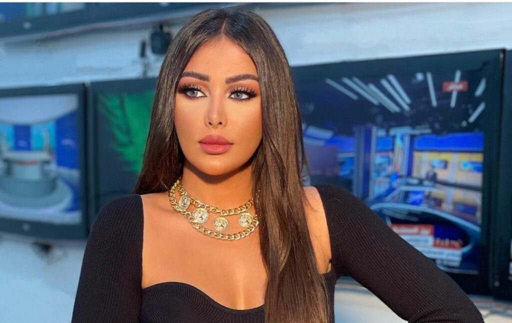 الإعلامية يارا إبراهيم إعلامية من الطراز الأول