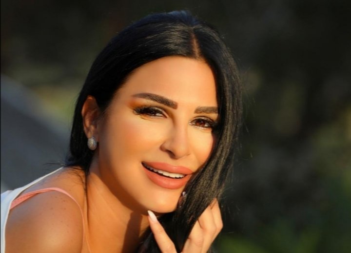 فلتر خبيرة التاتو فرح رمال يتخطى ال ٨٠ ألف مشاهدة بإقل من اسبوع 3 795bdc0cf6ae8eb98d2cc16a2ade7c6e