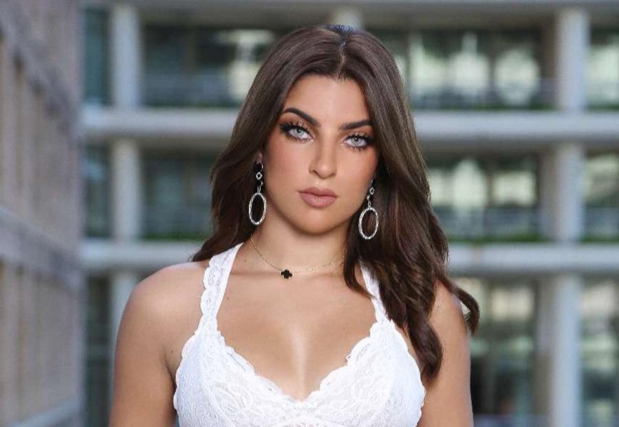 زفّت الحسناء الاردنية ملاك عبيدات خبراً سعيداً عبر تطبيق انستغرام ، قالت بأنها تلقت عرضاً مهماً للمشاركة في مسلسل رمضاني ، متمنية أن يكون الدور حسب طموحها ، كما نعلم بأنه سبق وتلقت ملاك عرضاً السنة الماضية لكنها رفضته لان الدور لا يرضي طموحها ولم تجد نفسها فيه ، على أمل هذه المرة يكون الدور مناسباً ويرضي طموح ملاك لنراها عبر الشاشة .. جدير بالذكر بأن ملاك تتنافس على لقب Miss Elegant والتصويت حتى اليوم لصالحها ، نتمنى لها التوفيق وعلى أمل أن نراها في لبنان وهي تتوج . 3 b40f610716e915b847165663ba83bc05