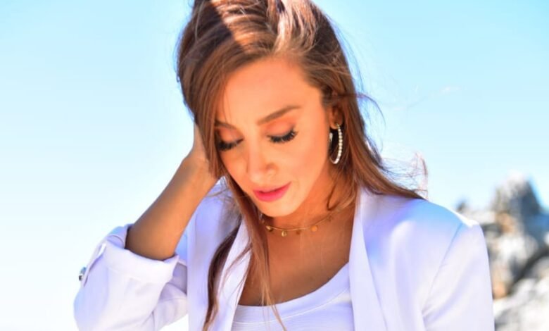 "حبيبي" دويتو غنائي يجمع بينYasmina& Adel fuego... 1 e143acf76d86898f89b060ac71f2a2e6