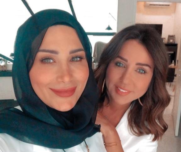 خبيرة التاتو اللبنانية هدى داغر تستقبل الإعلامية رابعة الزيات في مركزها 3 4d12a2827a1fc41531cee3dfc7a9cc02