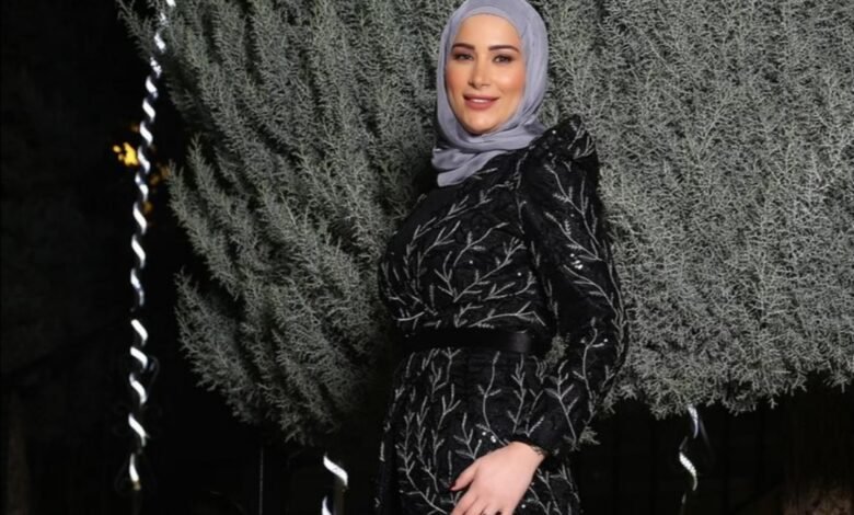 خبيرة التاتو اللبنانية هدى داغر بإطلالة مميزة 1 cbc1e32617b9cdc47f6abfe2a343e469
