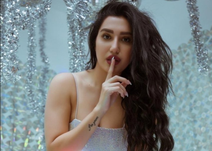 اللبنانية كارول عطية سفيرة الجمال والموضة عالميًا 3 11f1d09c52d7dd202e18bcde39d174ea
