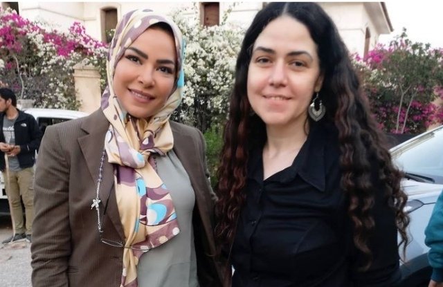 ألفت عمر تظهر بالحجاب لهذا السبب – بالصورة 1 4b160519ca7afef9be3ee92d1b0af981