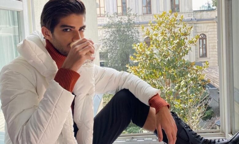 "أوسكار Oscar Kraye" يشارك المتابعين بصور جريئة من تركيا 1 7287974730bad2e1e7ece52a3fe435da
