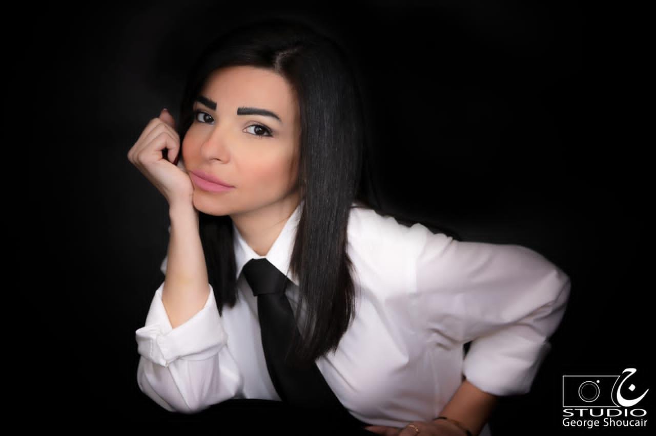 الإعلامية سابين نعمة تطلق برنامج "اسمعيني_لإلّك" 3 7418e613a41d7390fc715ad72e836fc7