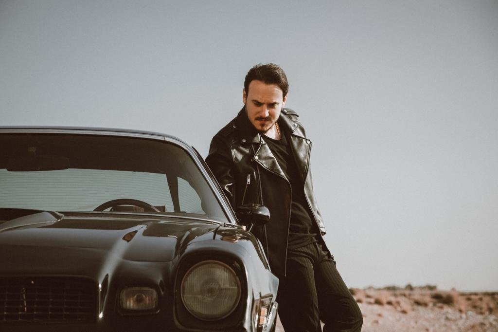 الفنان ماهر يطلق أغنيته الجديدة