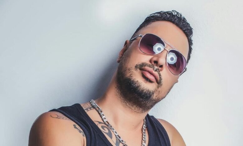 "شي فخامة" جديد النجم عادل المولى 1 55e3118790449ddf86e5e9c89c693f2b