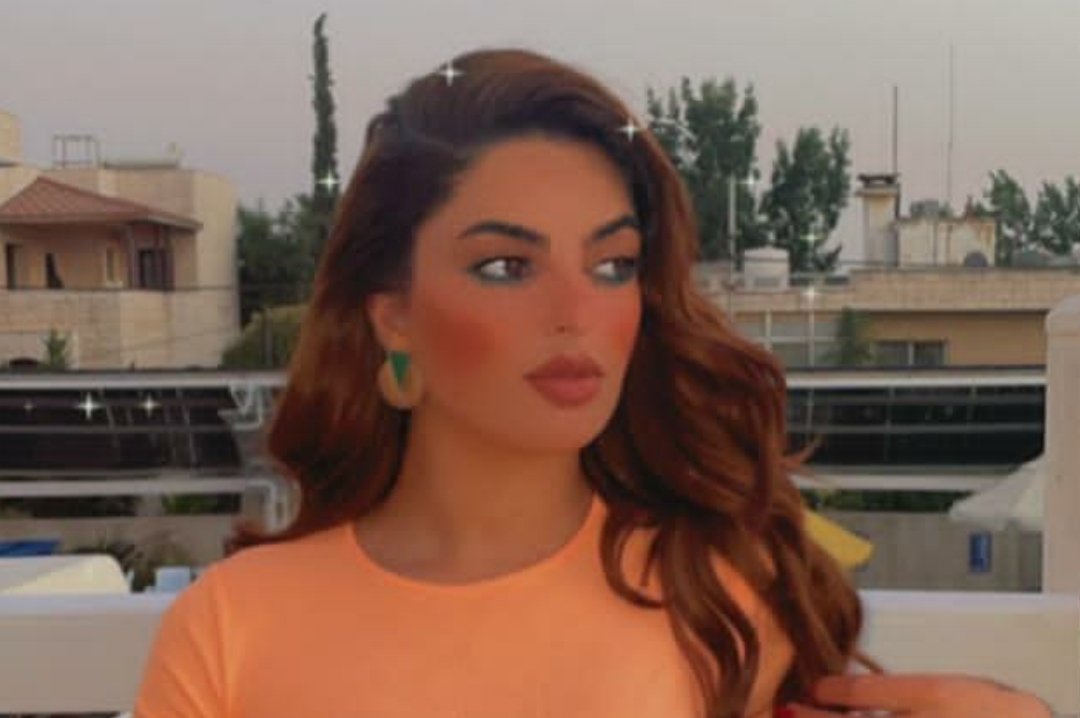 ملكة الاناقة والسفيرة ملاك عبيدات الى القفص الذهبي قريباً 3 5ad7dd4c885a3332eb9d838317cd22b6