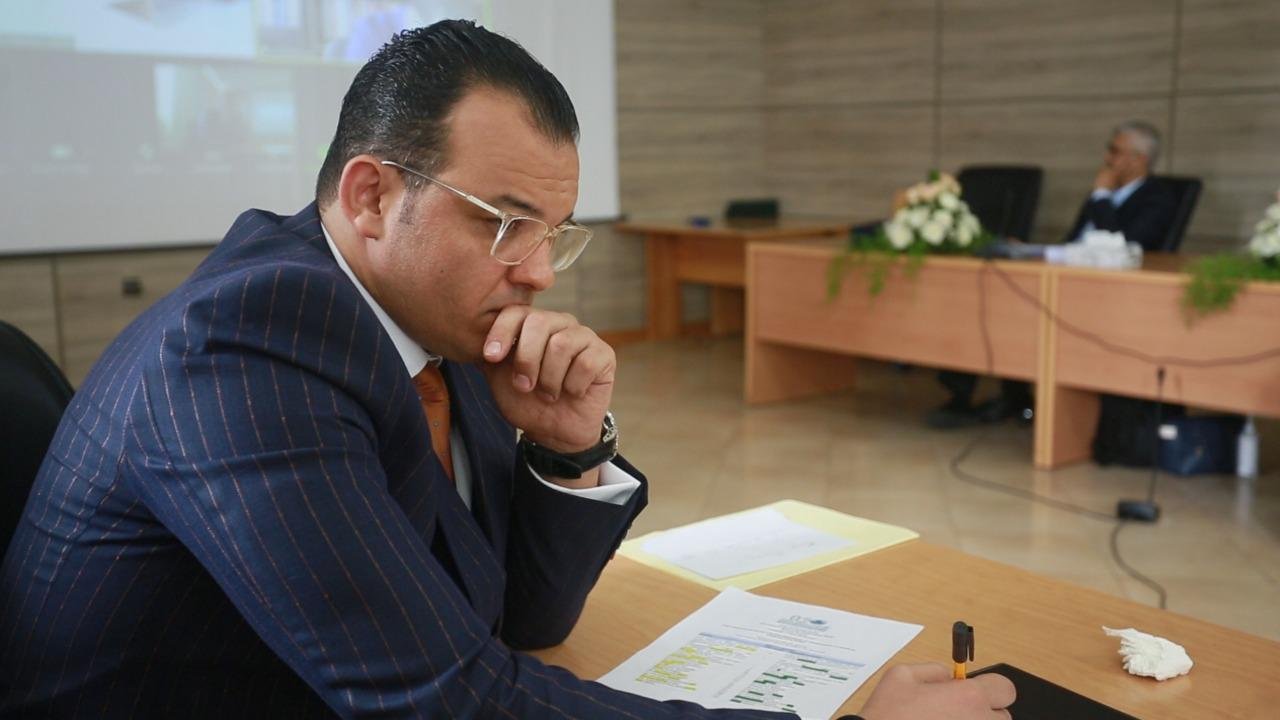 الباحث زهير العوني يحصل على الدكتوراه بميزة مشرف جدا مع تهنئة أعضاء اللجنة والتوصية بالنشر 3 8cbc010022250998f0c2aaf7c0b5d86a