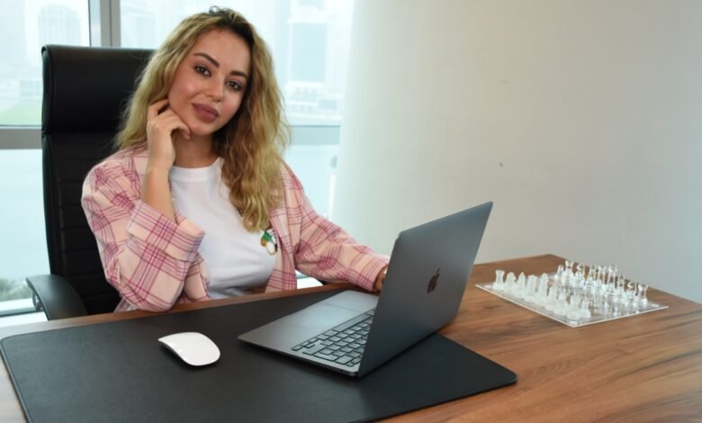 حساب سيدة الأعمال أية حداد موسوعة من الأناقة 1 cdabe568d7425bcdd4902addb7710be9
