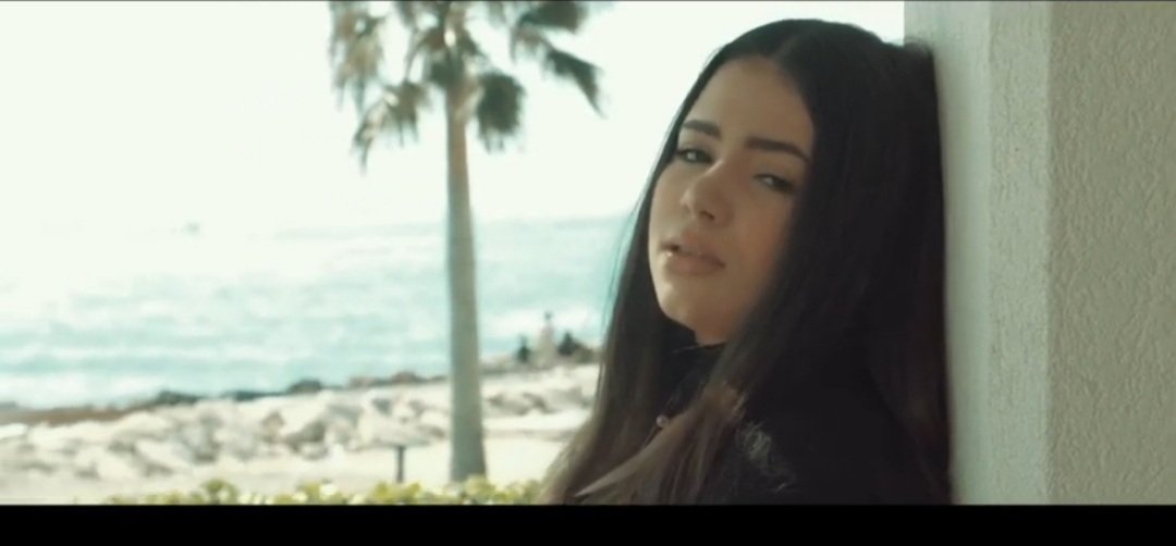 الفنانة ليا تترجم بإحساسها وتبدع في أغنية غاوي لعب 3 e53c2469895c50376572b7e09fe8cbb3