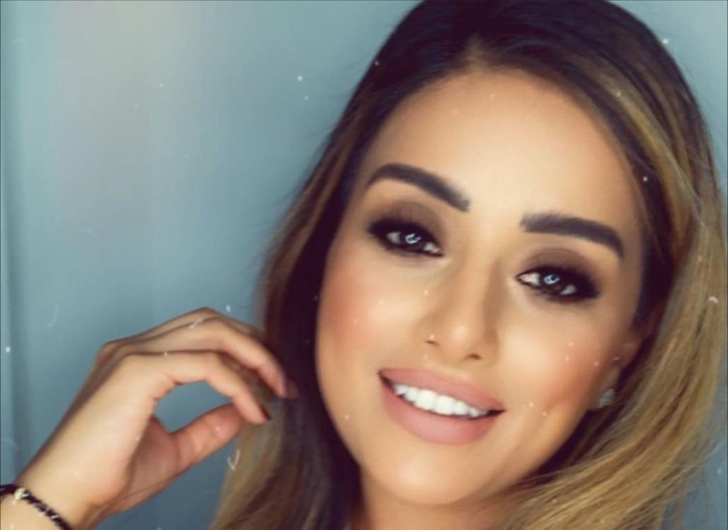 خبيرة التجميل عظمي شبير/ Uzma Shbr إسم رائد في عالم الجمال والتجميل 3 fb7286d47625d38e26c4aa2b7e75c650
