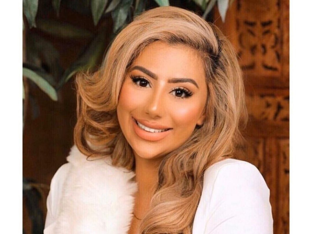 خبيرة المكياج العالمية "جينا بادين/ Gina Badhen" تُقدم مجموعة نصائح للعناية بالبشرة 3 1af41c5dc0ea001510ec970e4db6bba8