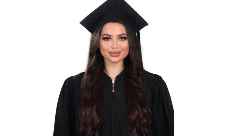 خبيرة التجميل مايا قواس خريجة 2021 من AUB 1 2b4019f1d68954b3f082d8d9f43ddfeb