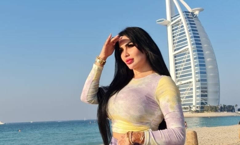اللبنانية رنا حايك تثير الجدل بجمالها وأناقتها في دبي 1 dca1730f8b297a4ba671ffbc86beb63a