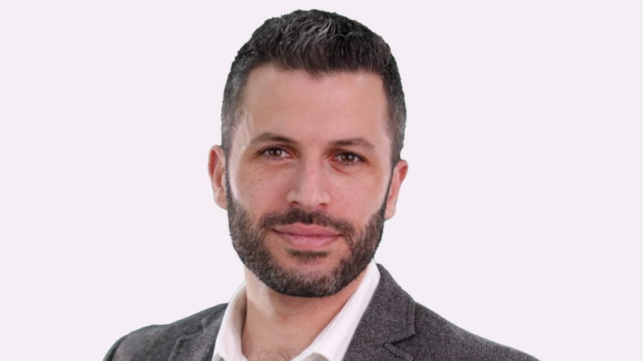 تجميل الذقن باستخدام الفيلر... مع جورج زيادة 3 16415051591a55abdce2
