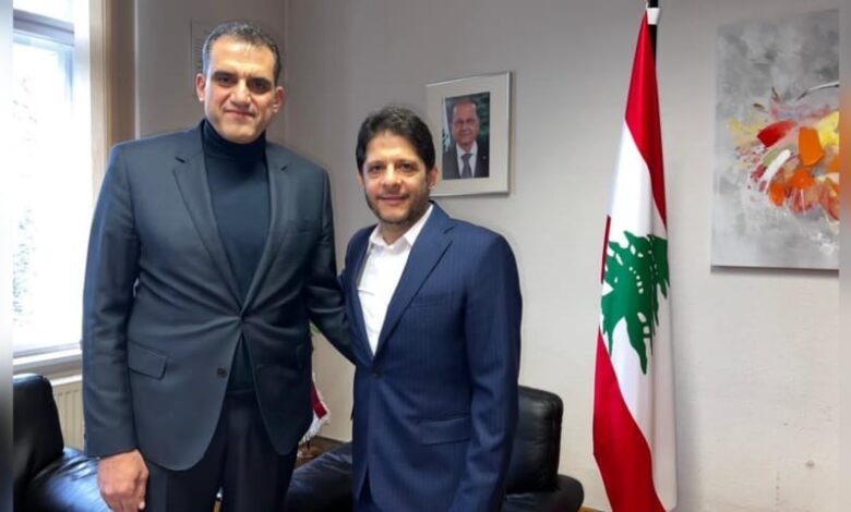 بدعوة من نائب السفير اللبناني في ألمانيا... النجم معين شريف يزور السفارة اللبنانية 1 16452998501a4ab31039