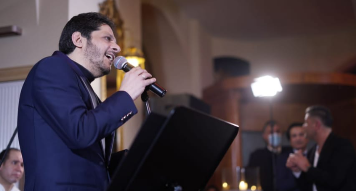 النجم معين شريف يشعل الأجواء في مطعم فينيسيا برلين/Phoenicia Berlin 1 1646159230202a7c5175