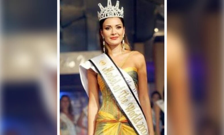 صور نادرة لـ سيرين عبد النور يوم انتخبت ملكة جمال في مسابقة عالمية 1 16481402102d2f3ce639
