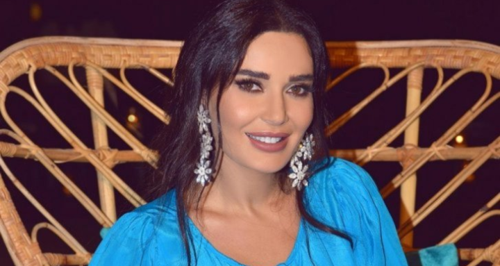 سيرين عبد النور تحتفل بعيد الفصح بصورة عائلية 1 165031795907611a25b8
