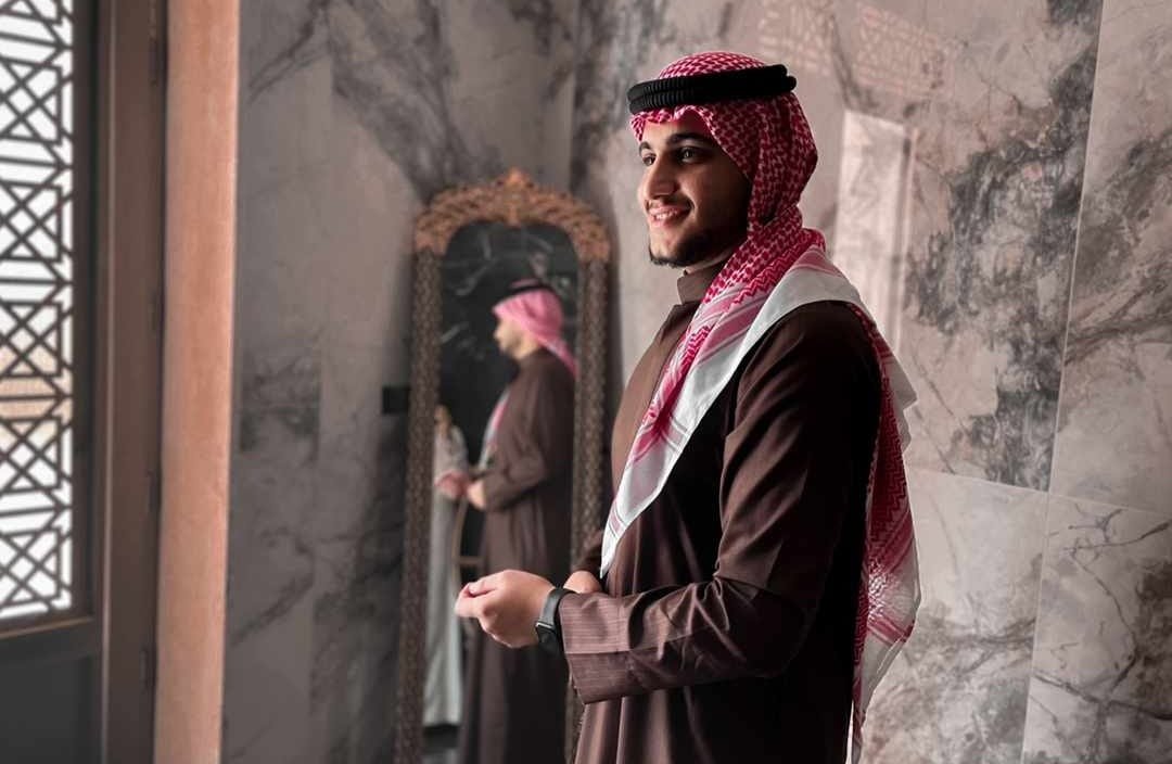 الاعلامي عيسى علي عايد يتوجه بالتهاني بمناسبة عيد الفطر السعيد ومفاجأة قريباً 3 1651669485e2877f0d2f