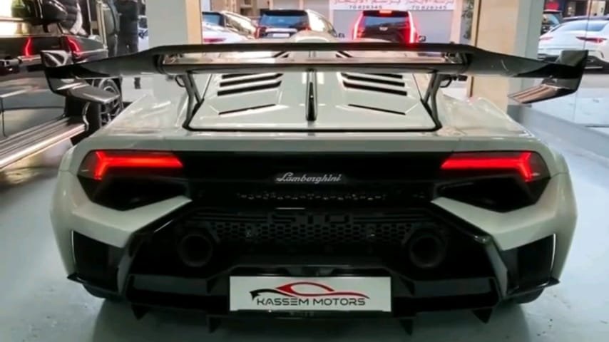 معرض Kassem Motors يقدّم ثالث سيارة لامبورجيني هوراكان STO على الأراضي اللبنانية 3 1656183034a8a8a1e58e