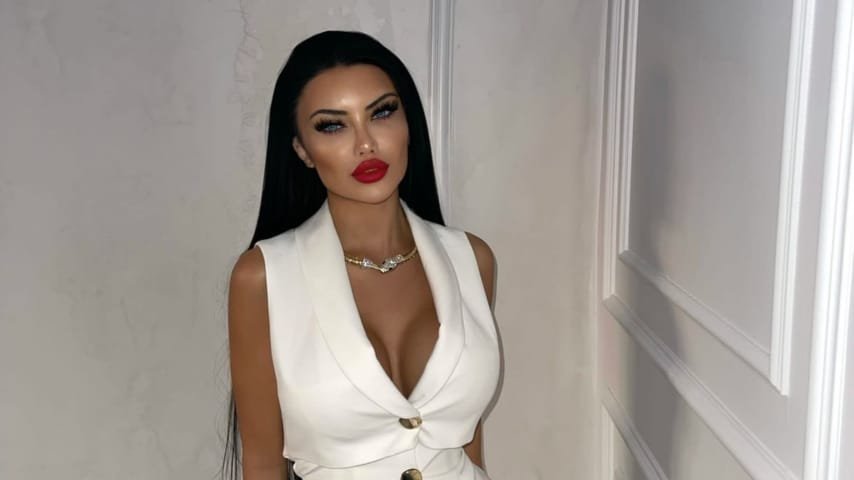 فاطمة عصمت تسلط الضوء على علامتها التجارية "Auora Amour" 3 1657816476858bf2b4df