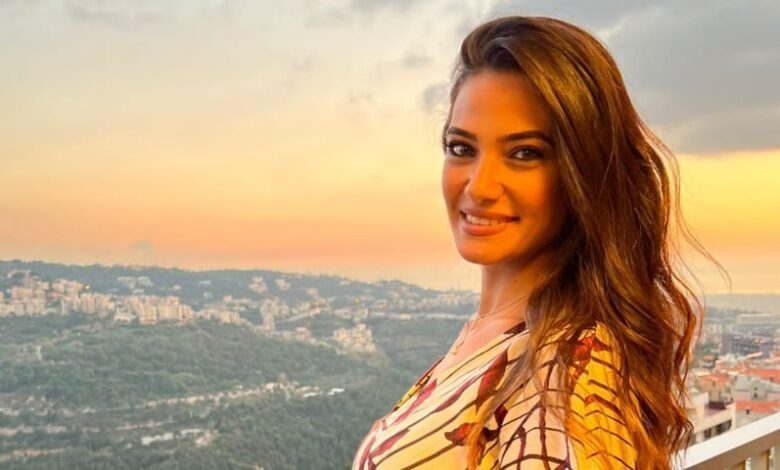من هي غنى شديد؟ 1 165978120020ef01f714