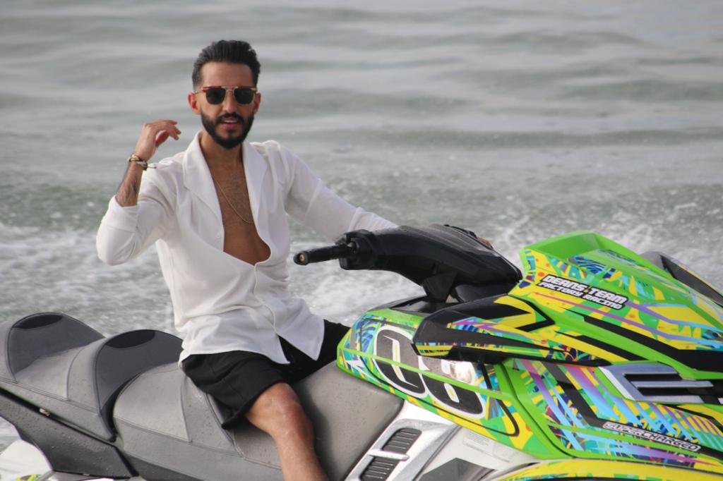 النجم محمد شهاب يستعد لإطلاق عمل غنائي جديد 2 1661095598054e802bf2