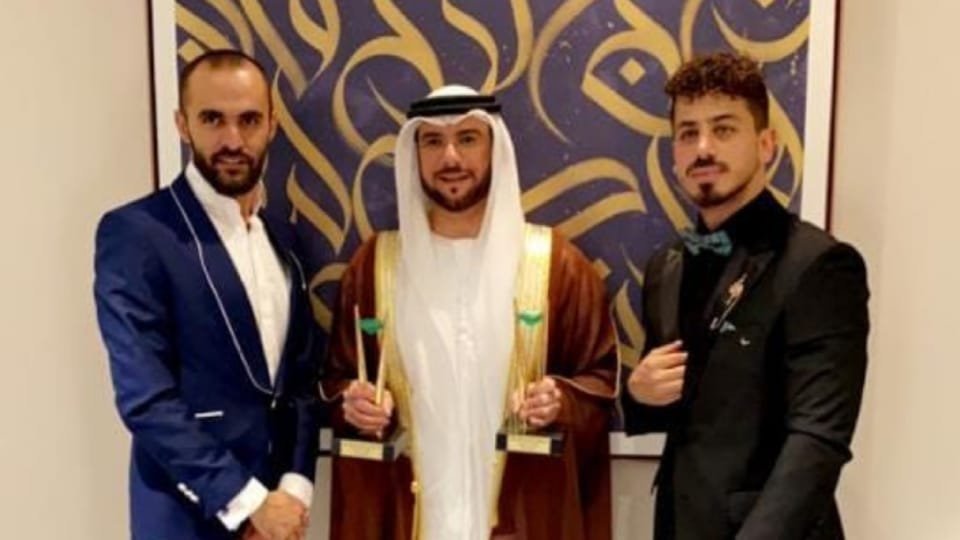 الإعلاميان زاريه باريكيان و بدوان شحميني يكرّمان سعادة عيسى بن عبدالجليل الفهيم 3 1666960804e8e64a740e