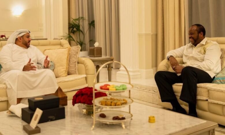 منذر درويش يستقبل الملك مسواتي الثالث 1 1667029163753e57cb6d