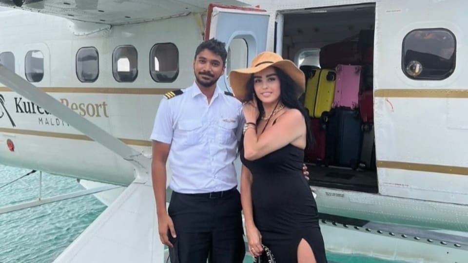 منار بإطلالة جديدة من المالديف في عيد ميلادها 3 1669653565be67270494