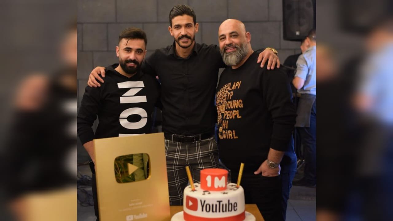المؤثر اللبناني طه أسعد يحتفل بتخطي عتبة المليون مشترك على يوتيوب 3 1675075926eb338c87da