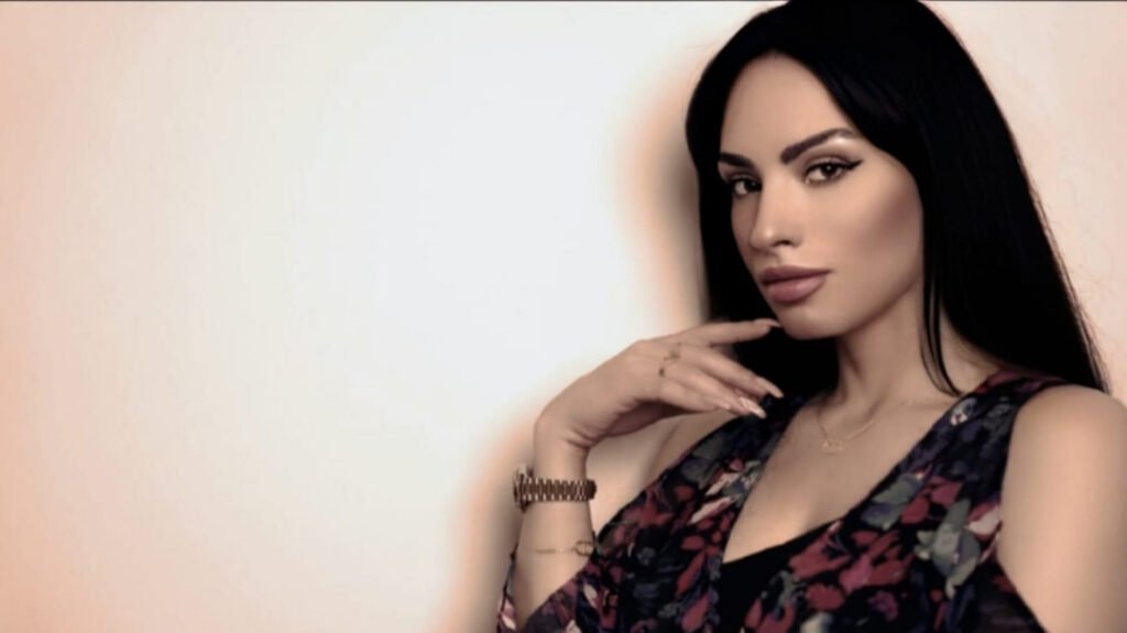 أريج تناري تتخطى النصف مليون مشاهدة بأغنيتها الجديدة كعبي عالي 1 أريج تناري تتخطى النصف مليون مشاهدة بأغنيتها الجديدة كعبي عالي