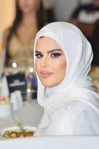 FaceApp 1689676105071