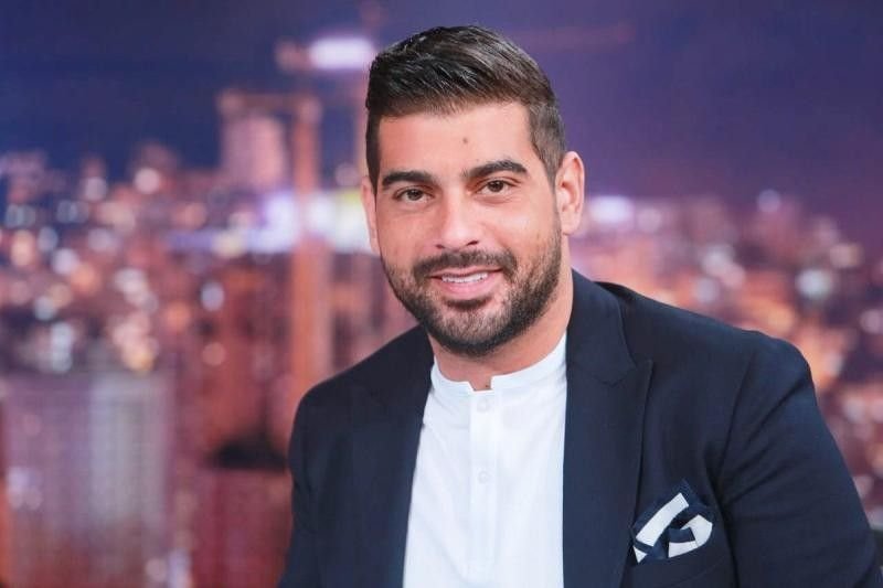 بكاء أحد العازفين في حفل الفنان آدم في جدة 3 1693238632f3cd96ed6f