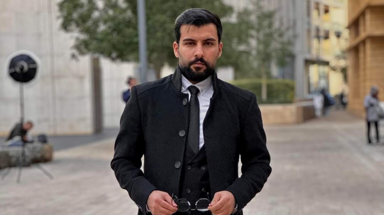 حسن فنيش يوثق زيارته للعراق و الجمهور يتفاعل بنسب قياسية 3 16939236680078c97718