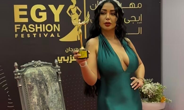 تكريم كاميليا ورد كأفضل فنانة عربية في مهرجان "EGY Fashion Festival" بالقاهرة 1 175107044800a9f7d165