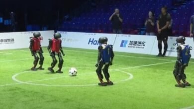 روبوتات شبيهة بالبشر تستعد لأول بطولة عالمية في بكين