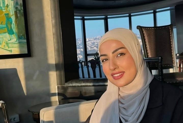 الإعلامية راوية دغايدي… منبر إعلامي ورؤية في التسويق الرقمي وريادة الأعمال 3 175960838897ee25c712
