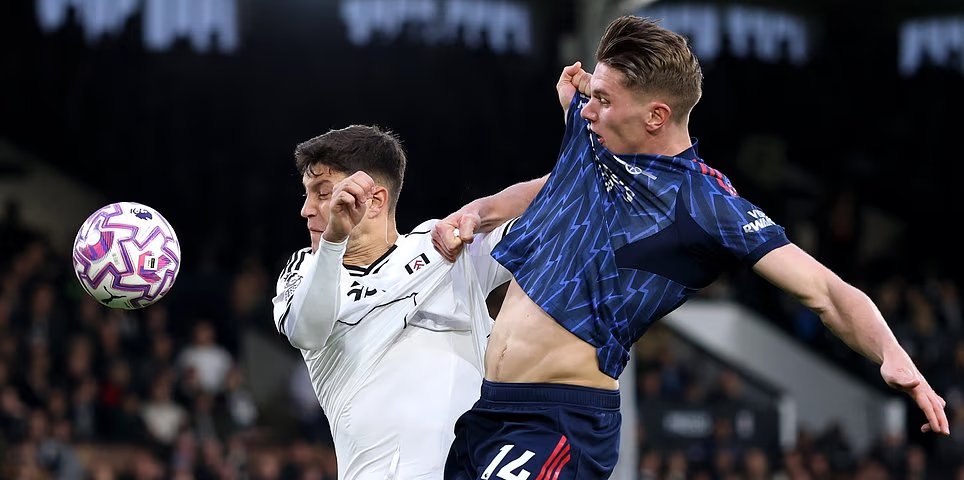 فولهام vs أرسنال - الدوري الإنجليزي الممتاز: نتائج مباشرة وأخبار الفريق والتحديثات حيث حرم المدفعيون من تسجيل الهدف الافتتاحي بواسطة VAR