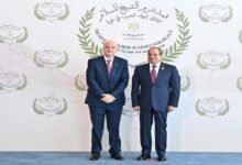 أغرب ضيف.. لماذا حضر رئيس الفيفا قمة السلام في شرم الشيخ؟